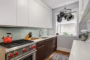 1117 W Lunt Ave, Chicago, IL 60626 - Photo 11