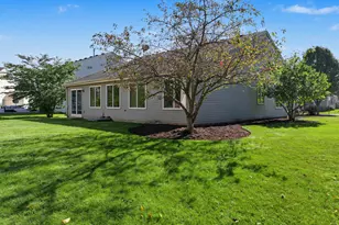 756 Glen Cove Ln, Pingree Grove, IL 60140 - Photo 13