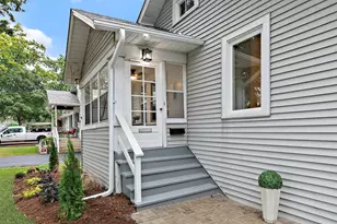 143 E Division St, Villa Park, IL 60181 - Photo 1