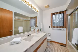 1755 S Wiesbrook Rd, Wheaton, IL 60189 - Photo 23