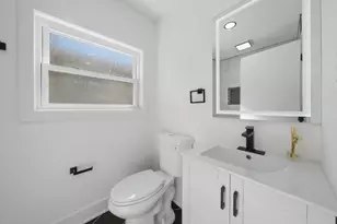 5711 S Mayfield Ave, Chicago, IL 60638 - Photo 19