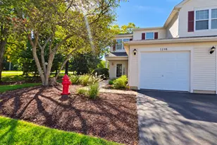 1216 N Brookdale Dr, Carpentersville, IL 60110 - Photo 23