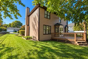 510 Praire View Ln, Hinckley, IL 60520 - Photo 3