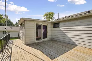 222 S West St, Gibson City, IL 60936 - Photo 27