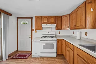 222 S West St, Gibson City, IL 60936 - Photo 13