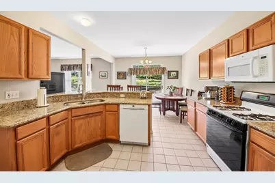3029 Tangley Oaks Trail, Lisle, IL 60532 - Photo 13
