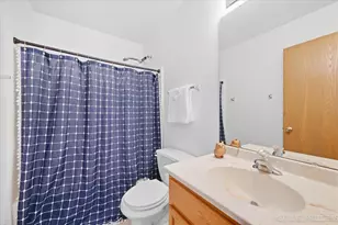 761 Blooming Dr, Dekalb, IL 60115 - Photo 23