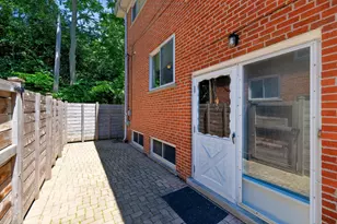 215 Dodge Ave, Evanston, IL 60202 - Photo 29
