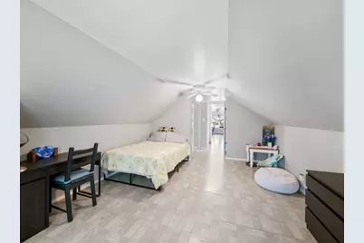 2829 N Melvina Avenue, Chicago, IL 60634 - Photo 9