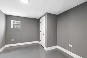8210 S Marshfield Ave, Chicago, IL 60620 - Photo 25
