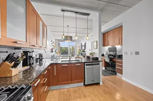 5430 N Sheridan Rd, Chicago, IL 60640 - Photo 9