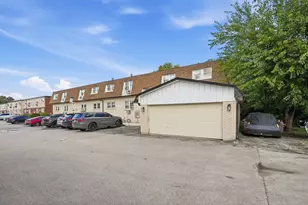5633 Edge Lake Dr, Oak Lawn, IL 60453 - Photo 21
