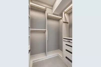 175 E Delaware Place #7612, Chicago, IL 60611 - Photo 13