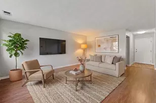 2650 Brookwood Way Dr, Rolling Meadows, IL 60008 - Photo 7