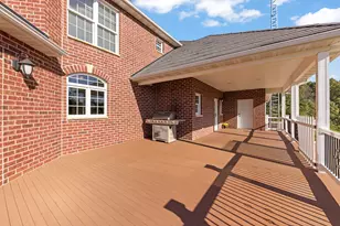 1349 Sleepy Hollow Rd, Amboy, IL 61310 - Photo 9