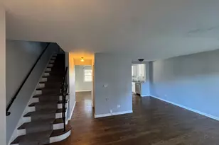 442 Congress Ct, Wood Dale, IL 60191 - Photo 3