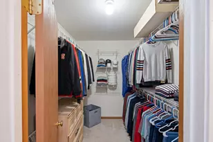 1727 Roosa Ln, Elk Grove Village, IL 60007 - Photo 19