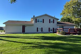 1224 Quail Dr, Bradley, IL 60915 - Photo 5