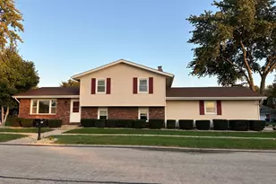 1224 Quail Dr, Bradley, IL 60915 - Photo 1