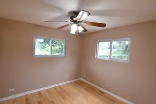 210 E Myrick Ave, Addison, IL 60101 - Photo 21