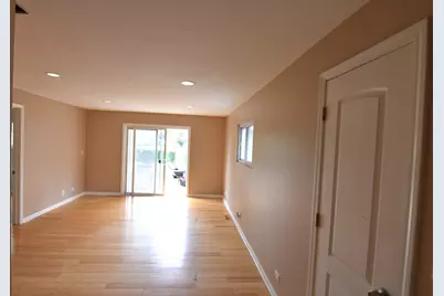 210 E Myrick Avenue, Addison, IL 60101 - Photo 25