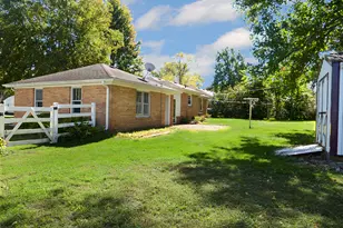 735 Sherwood Ave, Ottawa, IL 61350 - Photo 21
