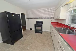 735 Sherwood Ave, Ottawa, IL 61350 - Photo 5