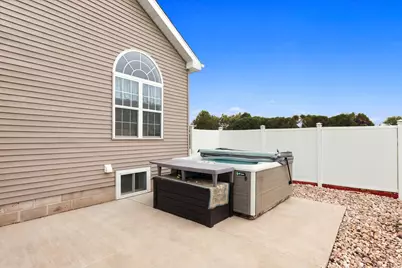 1758 N 44th Road, Leland, IL 60531 - Photo 39