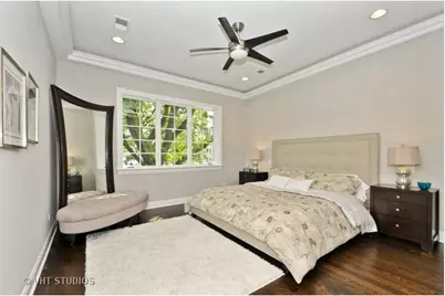 3356 N Marshfield Avenue #2, Chicago, IL 60657 - Photo 9