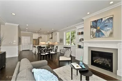 3356 N Marshfield Avenue #2, Chicago, IL 60657 - Photo 3