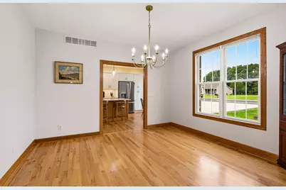 2420 N 4080th Road, Sheridan, IL 60551 - Photo 9