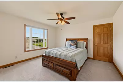 2420 N 4080th Road, Sheridan, IL 60551 - Photo 27