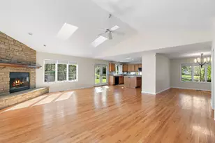 1000 Dakota Dr, Woodstock, IL 60098 - Photo 7
