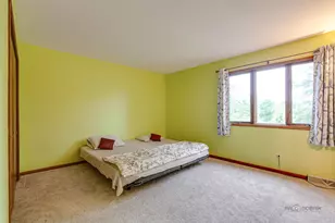 1613 Pebble Beach Dr, Hoffman Estates, IL 60169 - Photo 25