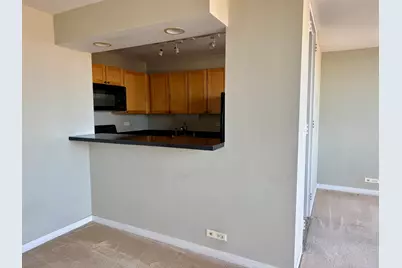 655 W Irving Park Road #2012, Chicago, IL 60613 - Photo 7