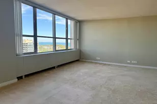 655 W Irving Park Rd, Chicago, IL 60613 - Photo 13