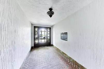 8911 Lamon Avenue #C, Skokie, IL 60077 - Photo 5