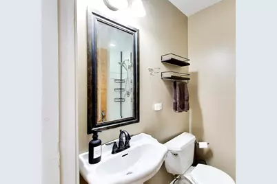 8911 Lamon Avenue #C, Skokie, IL 60077 - Photo 25