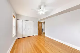 8911 Lamon Ave, Skokie, IL 60077 - Photo 19