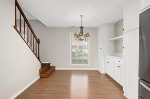 2S751 Grove Ln, Warrenville, IL 60555 - Photo 7