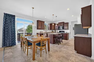633 Verdi St, Woodstock, IL 60098 - Photo 9