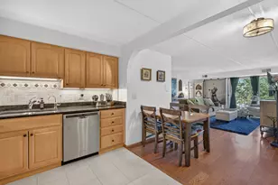 4660 N Austin Ave, Chicago, IL 60630 - Photo 7