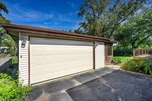 1434 E Norman Dr, Palatine, IL 60074 - Photo 5
