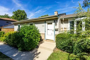 1434 E Norman Dr, Palatine, IL 60074 - Photo 3
