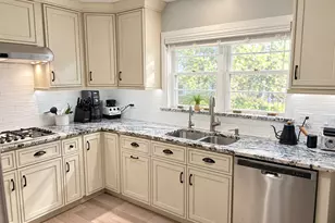 1034 Forest Rd, La Grange Park, IL 60526 - Photo 7