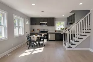 305 Winnebago St, Park Forest, IL 60466 - Photo 11