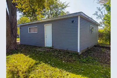 305 Winnebago Street, Park Forest, IL 60466 - Photo 5