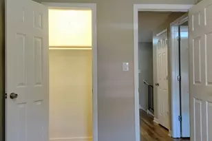 2011 E 78th St, Chicago, IL 60649 - Photo 19