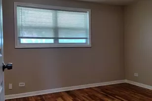 2011 E 78th St, Chicago, IL 60649 - Photo 25