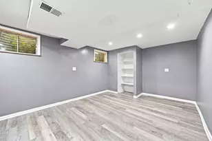 2714 Lydia St, Waukegan, IL 60085 - Photo 33